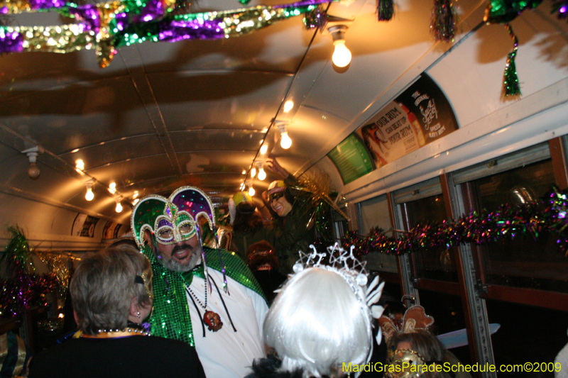 2009-Phunny-Phorty-Phellows-Twelfth-Night-Streetcar-Ride-New-Orleans-Mardi-Gras-0237