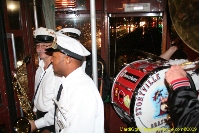 2009-Phunny-Phorty-Phellows-Twelfth-Night-Streetcar-Ride-New-Orleans-Mardi-Gras-0238