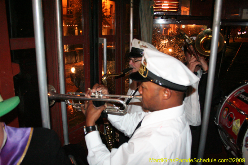 2009-Phunny-Phorty-Phellows-Twelfth-Night-Streetcar-Ride-New-Orleans-Mardi-Gras-0249