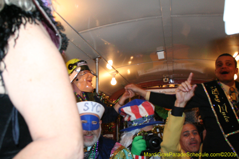 2009-Phunny-Phorty-Phellows-Twelfth-Night-Streetcar-Ride-New-Orleans-Mardi-Gras-0255