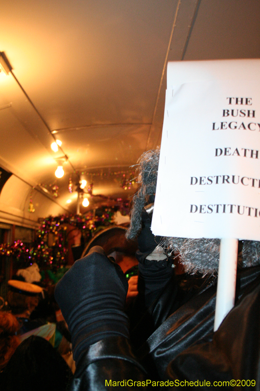 2009-Phunny-Phorty-Phellows-Twelfth-Night-Streetcar-Ride-New-Orleans-Mardi-Gras-0272