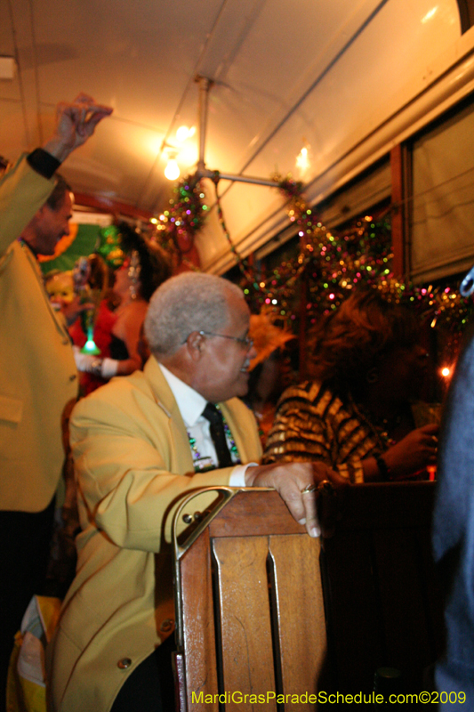 2009-Phunny-Phorty-Phellows-Twelfth-Night-Streetcar-Ride-New-Orleans-Mardi-Gras-0280