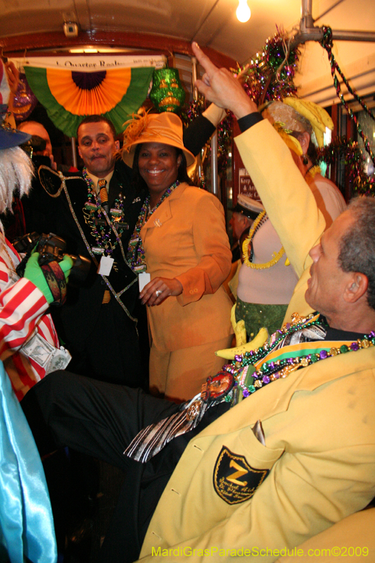 2009-Phunny-Phorty-Phellows-Twelfth-Night-Streetcar-Ride-New-Orleans-Mardi-Gras-0308