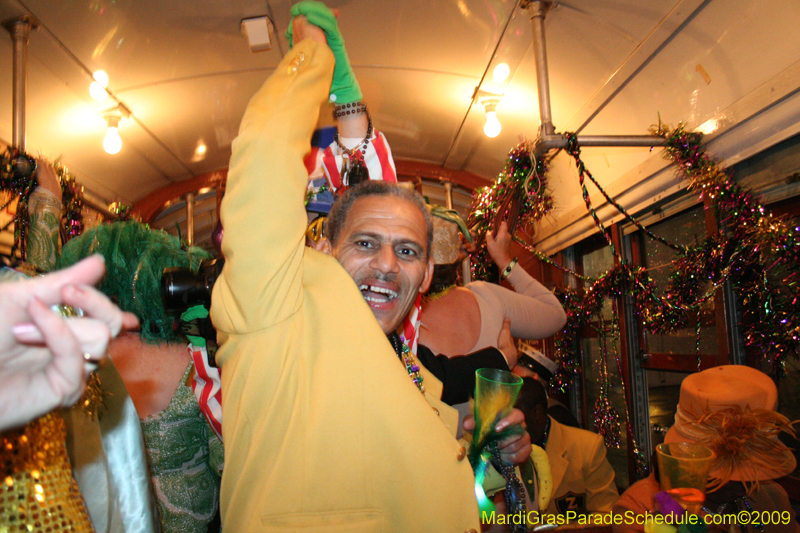 2009-Phunny-Phorty-Phellows-Twelfth-Night-Streetcar-Ride-New-Orleans-Mardi-Gras-0311