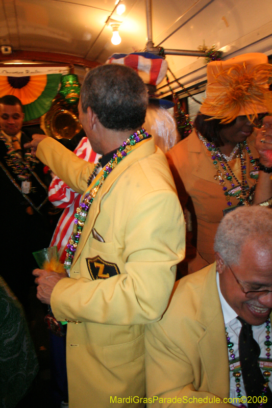 2009-Phunny-Phorty-Phellows-Twelfth-Night-Streetcar-Ride-New-Orleans-Mardi-Gras-0321