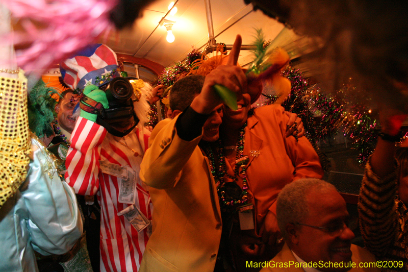 2009-Phunny-Phorty-Phellows-Twelfth-Night-Streetcar-Ride-New-Orleans-Mardi-Gras-0337