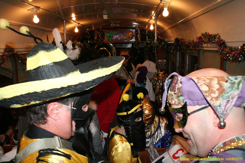 Phunny-Phorty-Phellows-Mardi-Gras-2011-New-Orleans-0105