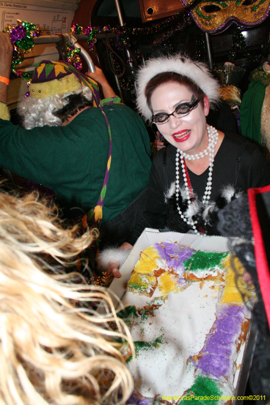 Phunny-Phorty-Phellows-Mardi-Gras-2011-New-Orleans-0139