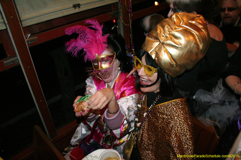 Phunny-Phorty-Phellows-Mardi-Gras-2011-New-Orleans-0144