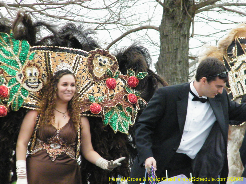 Krewe-of-Rhea-2009-Metairie-Mardi-Gras-Harriet-Cross-7873