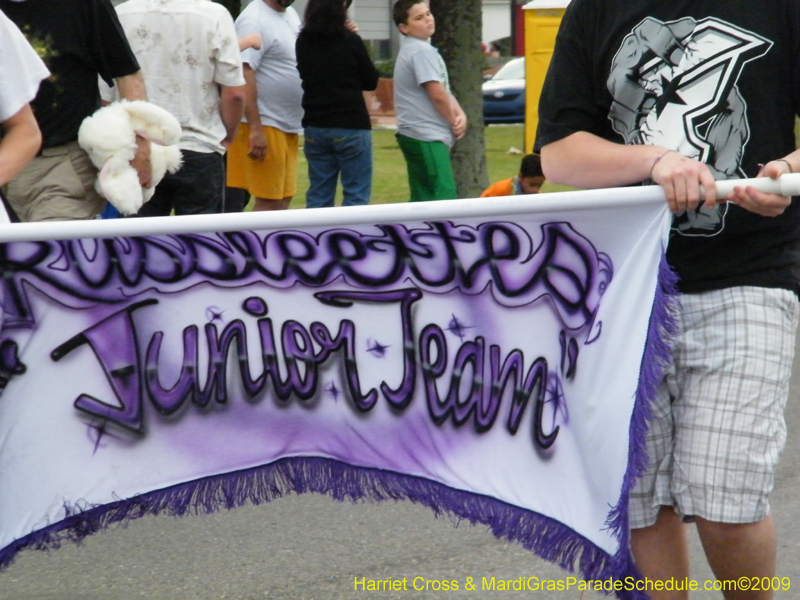 Krewe-of-Rhea-2009-Metairie-Mardi-Gras-Harriet-Cross-7893