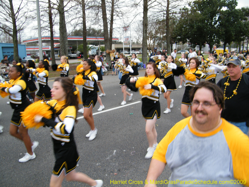 Krewe-of-Rhea-2009-Metairie-Mardi-Gras-Harriet-Cross-7901