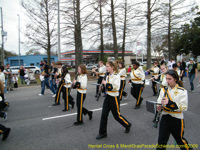 Krewe-of-Rhea-2009-Metairie-Mardi-Gras-Harriet-Cross-7908