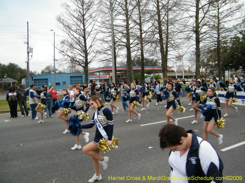 Krewe-of-Rhea-2009-Metairie-Mardi-Gras-Harriet-Cross-7924