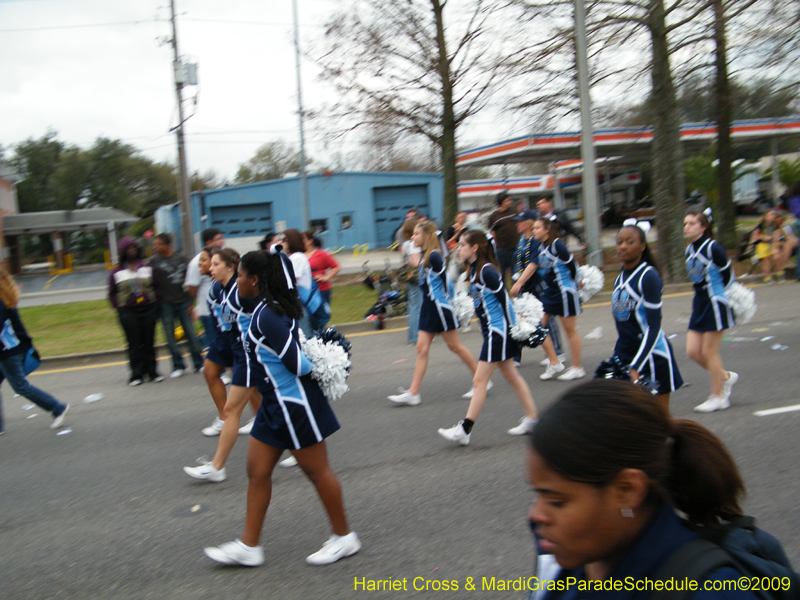 Krewe-of-Rhea-2009-Metairie-Mardi-Gras-Harriet-Cross-7927