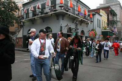 Mardi-Gras-2008-Shangri-la- Stroll-French-Quarter-5226