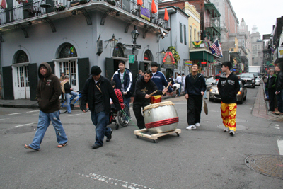 Mardi-Gras-2008-Shangri-la- Stroll-French-Quarter-5251