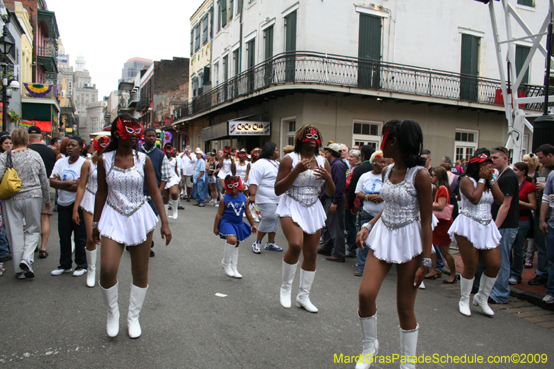 2009-Mystic-Krewe-of-Shangri-LA-French-Quarter-New-Orleans-Mardi-Gras-0442