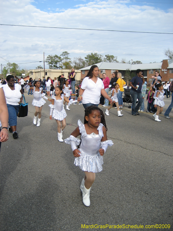 Krewe-of-Slidellians-Mardi-Gras-Slidell-2009-0261