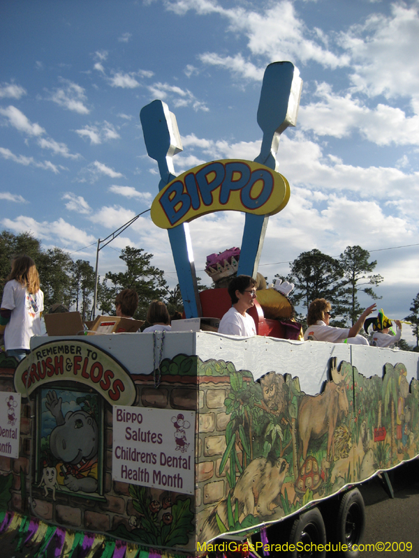 Krewe-of-Slidellians-Mardi-Gras-Slidell-2009-0293