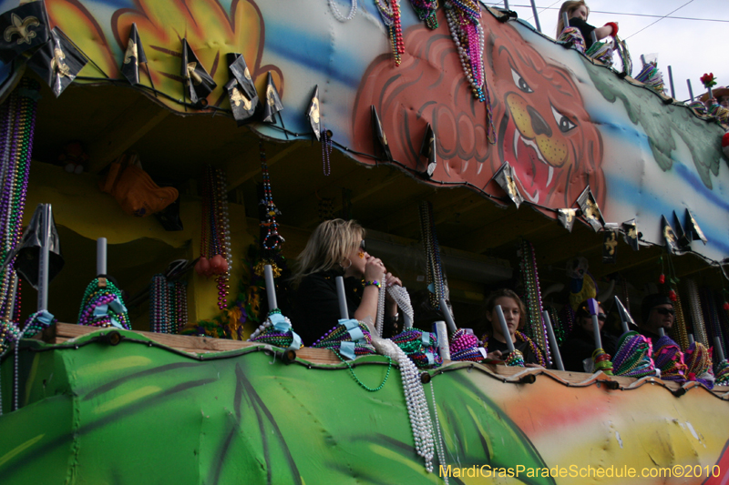 Krewe-of-Slidellians-2010-Mardi-Gras-1491