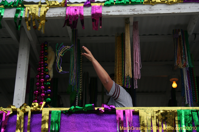 Krewe-of-Slidellians-2010-Mardi-Gras-1509