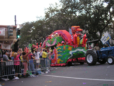 2008-Krewe-of-Thoth-New-Orleans-Mardi-Gras-Parade-30016