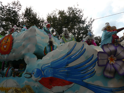 2008-Krewe-of-Thoth-New-Orleans-Mardi-Gras-Parade-300182