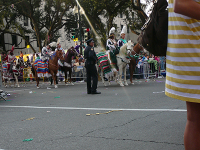 2008-Krewe-of-Thoth-New-Orleans-Mardi-Gras-Parade-300197