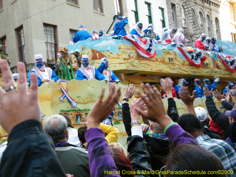 Krewe-of-Thoth-presents-Thoths-Aquatic-Adventures-2009-Mardi-Gras-New-Orleans-9383