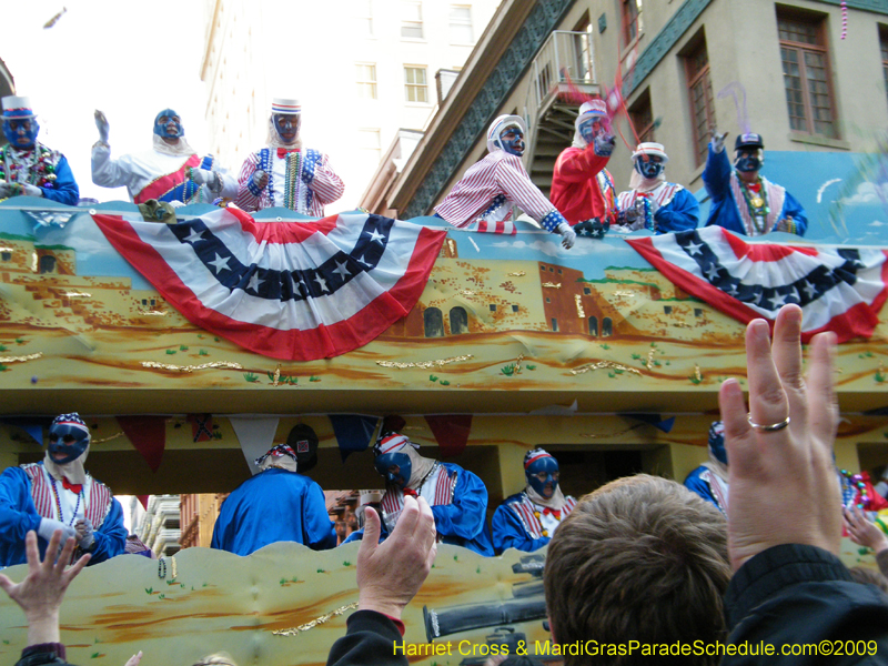 Krewe-of-Thoth-presents-Thoths-Aquatic-Adventures-2009-Mardi-Gras-New-Orleans-9385