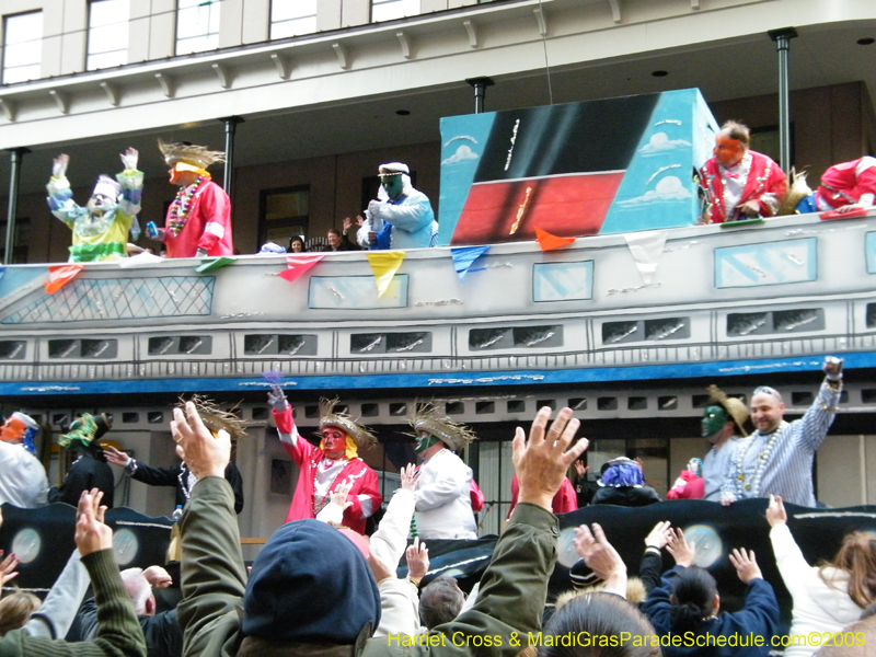 Krewe-of-Thoth-presents-Thoths-Aquatic-Adventures-2009-Mardi-Gras-New-Orleans-9394