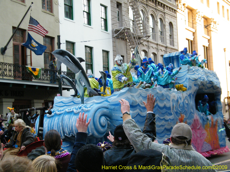 Krewe-of-Thoth-presents-Thoths-Aquatic-Adventures-2009-Mardi-Gras-New-Orleans-9395