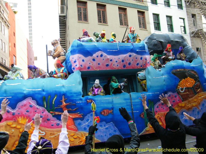 Krewe-of-Thoth-presents-Thoths-Aquatic-Adventures-2009-Mardi-Gras-New-Orleans-9412