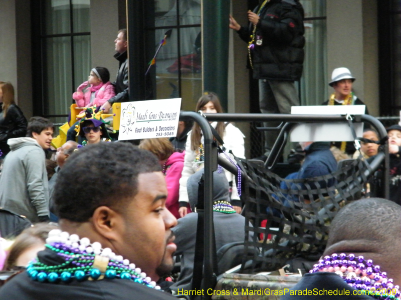 Krewe-of-Thoth-presents-Thoths-Aquatic-Adventures-2009-Mardi-Gras-New-Orleans-9415