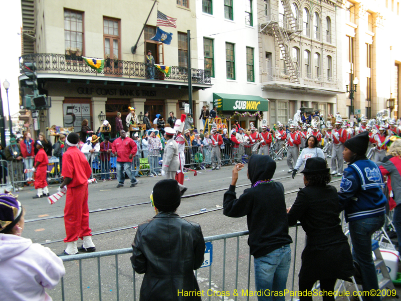 Krewe-of-Thoth-presents-Thoths-Aquatic-Adventures-2009-Mardi-Gras-New-Orleans-9416