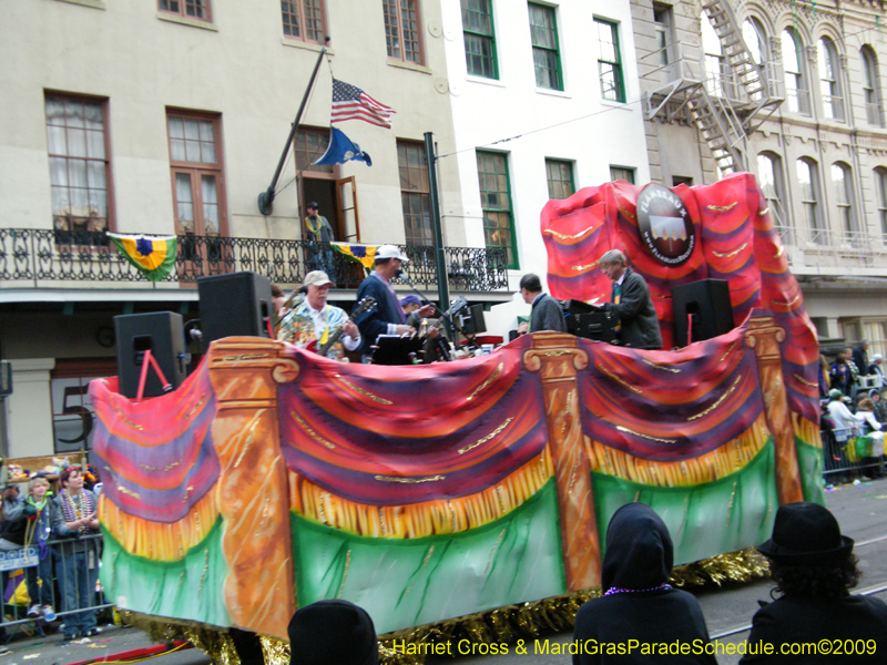 Krewe-of-Thoth-presents-Thoths-Aquatic-Adventures-2009-Mardi-Gras-New-Orleans-9425