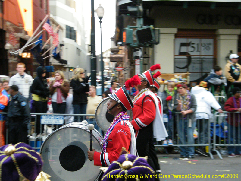 Krewe-of-Thoth-presents-Thoths-Aquatic-Adventures-2009-Mardi-Gras-New-Orleans-9433