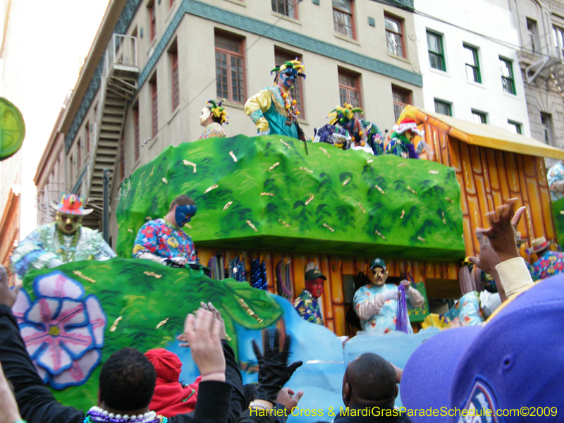 Krewe-of-Thoth-presents-Thoths-Aquatic-Adventures-2009-Mardi-Gras-New-Orleans-9475