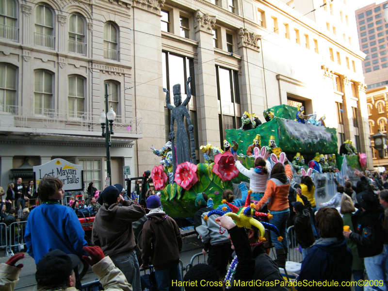 Krewe-of-Thoth-presents-Thoths-Aquatic-Adventures-2009-Mardi-Gras-New-Orleans-9480