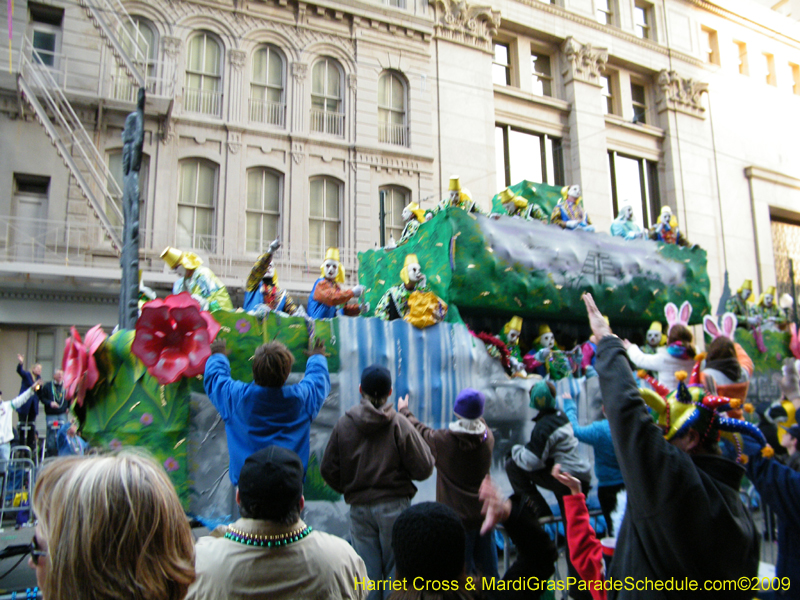 Krewe-of-Thoth-presents-Thoths-Aquatic-Adventures-2009-Mardi-Gras-New-Orleans-9481