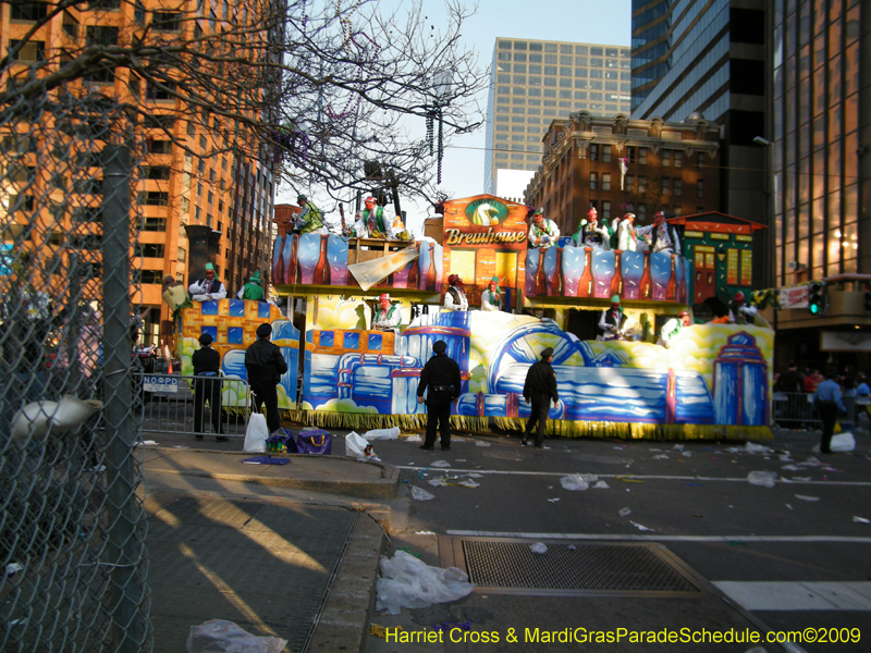 Krewe-of-Thoth-presents-Thoths-Aquatic-Adventures-2009-Mardi-Gras-New-Orleans-9535