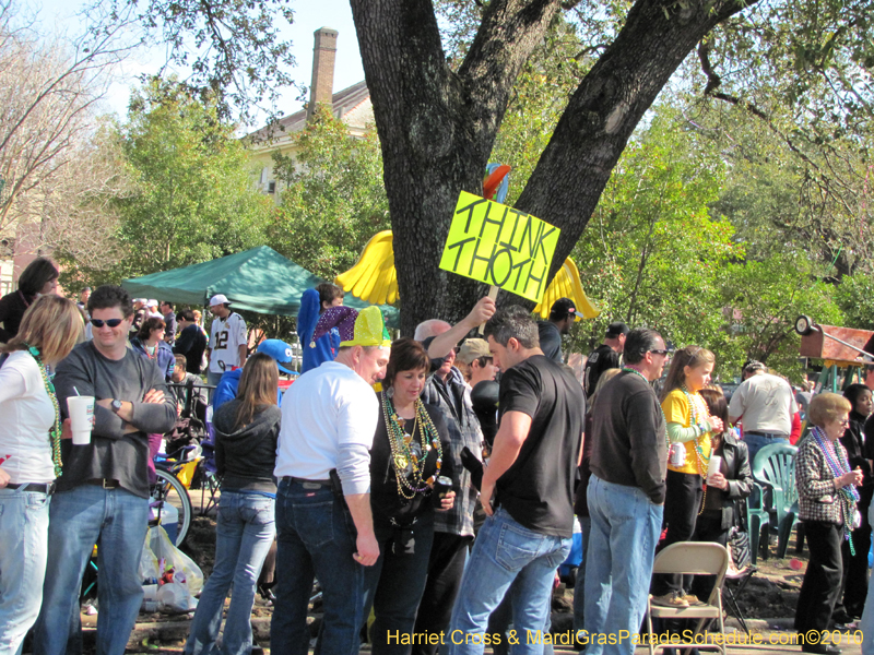 Krewe-of-Thoth-2010-Mardi-Gras-New-Orleans-0937