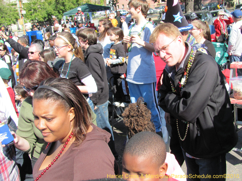 Krewe-of-Thoth-2010-Mardi-Gras-New-Orleans-0978