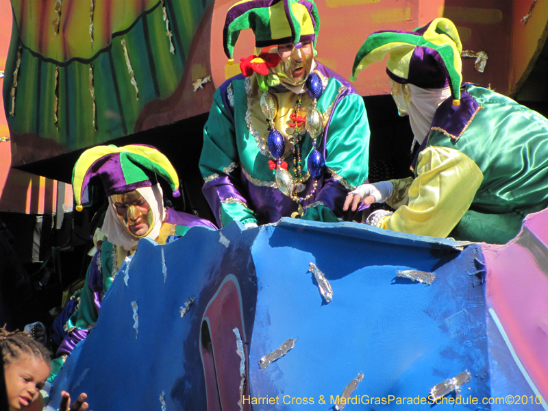 Krewe-of-Thoth-2010-Mardi-Gras-New-Orleans-0989