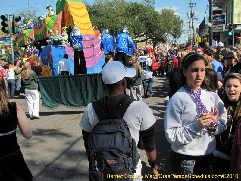 Krewe-of-Thoth-2010-Mardi-Gras-New-Orleans-0991