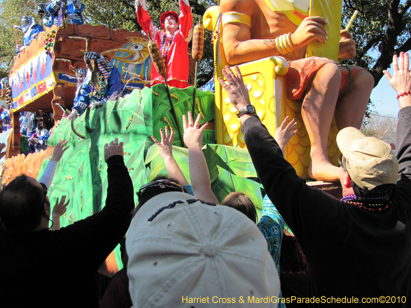 Krewe-of-Thoth-2010-Mardi-Gras-New-Orleans-1010