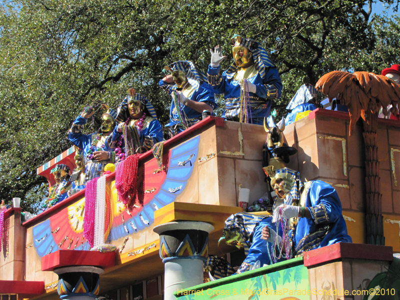 Krewe-of-Thoth-2010-Mardi-Gras-New-Orleans-1023