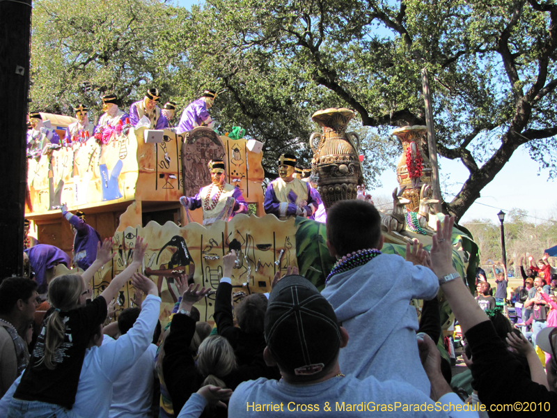 Krewe-of-Thoth-2010-Mardi-Gras-New-Orleans-1035