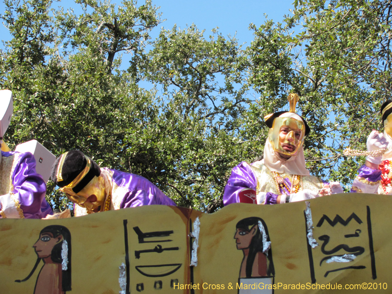 Krewe-of-Thoth-2010-Mardi-Gras-New-Orleans-1040